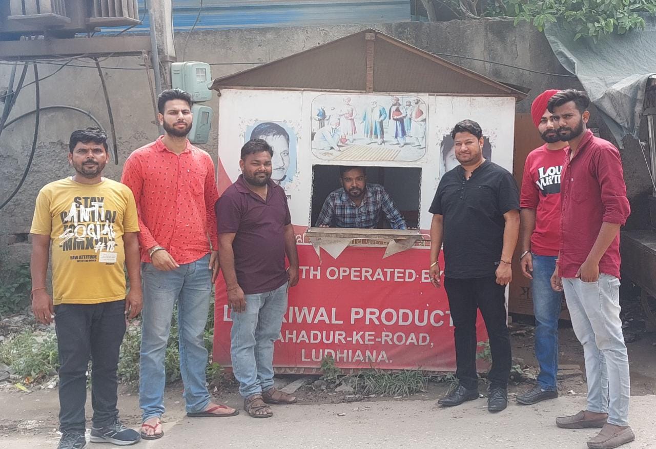 Kitchen Service Kiosk 2